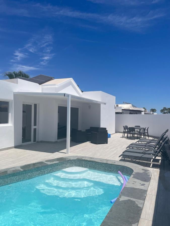 Villa Luisa Puerto Del Carmen ปูแอร์โตเดลคาร์เมน ภายนอก รูปภาพ