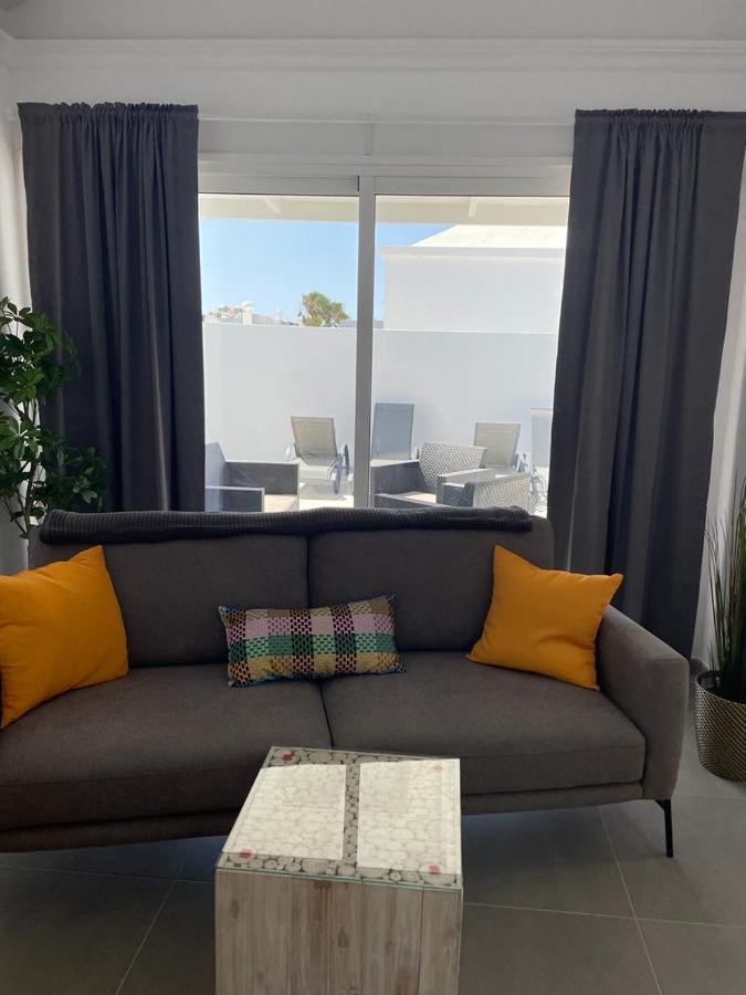 Villa Luisa Puerto Del Carmen ปูแอร์โตเดลคาร์เมน ภายนอก รูปภาพ