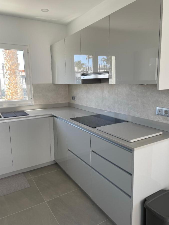 Villa Luisa Puerto Del Carmen ปูแอร์โตเดลคาร์เมน ภายนอก รูปภาพ